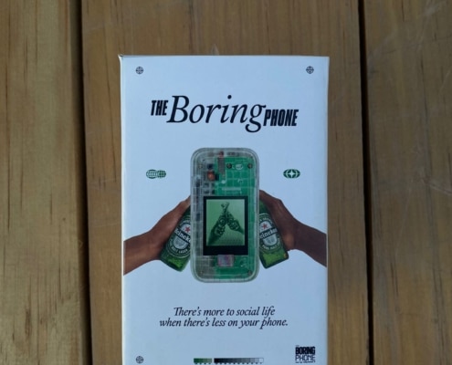 Cartl de The Boring Phone