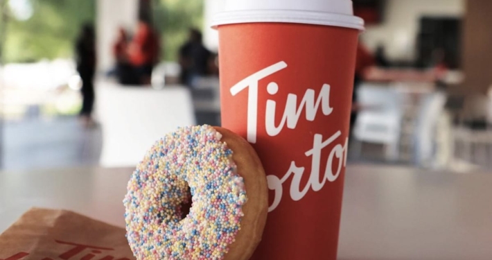 Tim Hortons dona y café