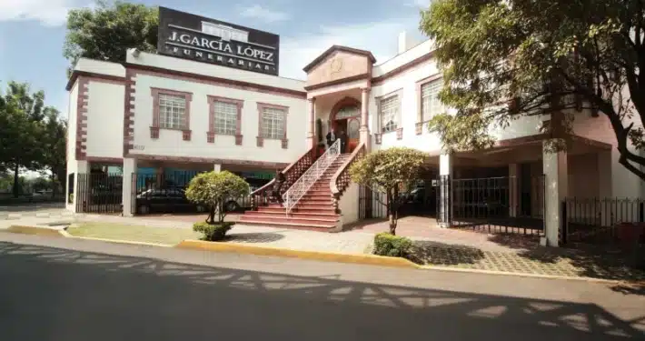 Casa funeraria de J García López